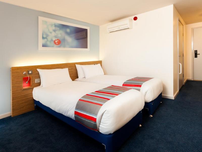 Travelodge Stonedale Park 3* Liverpool