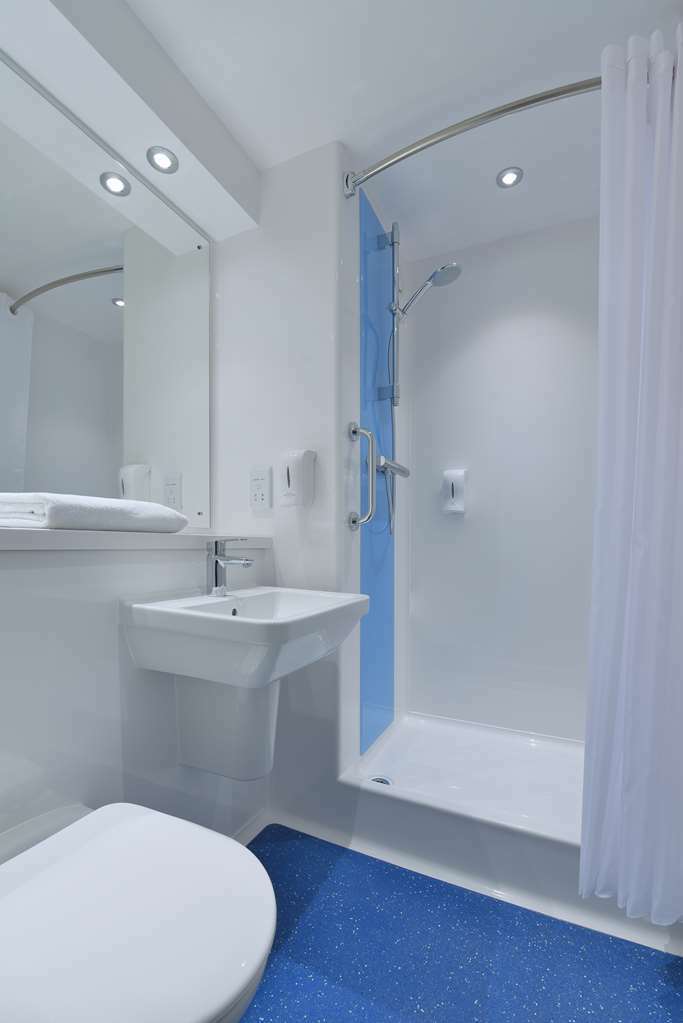 Travelodge Stonedale Park 3* Liverpool